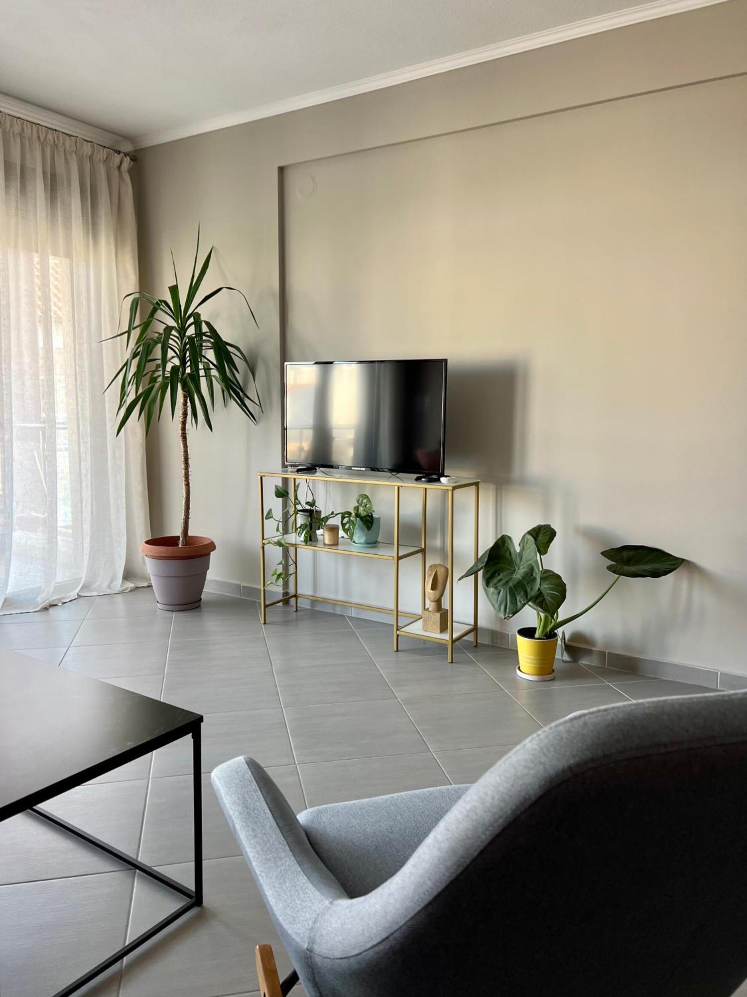 Snappyb Living Spaces *